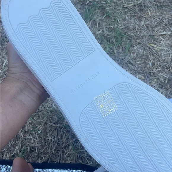 Classic Brown Men's Sneakers - Picture 3 of 3